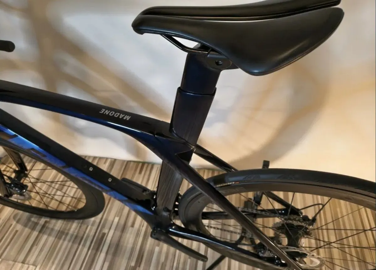 TREK MADONE - Image 2