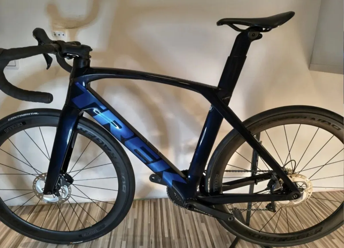 TREK MADONE - Image 1