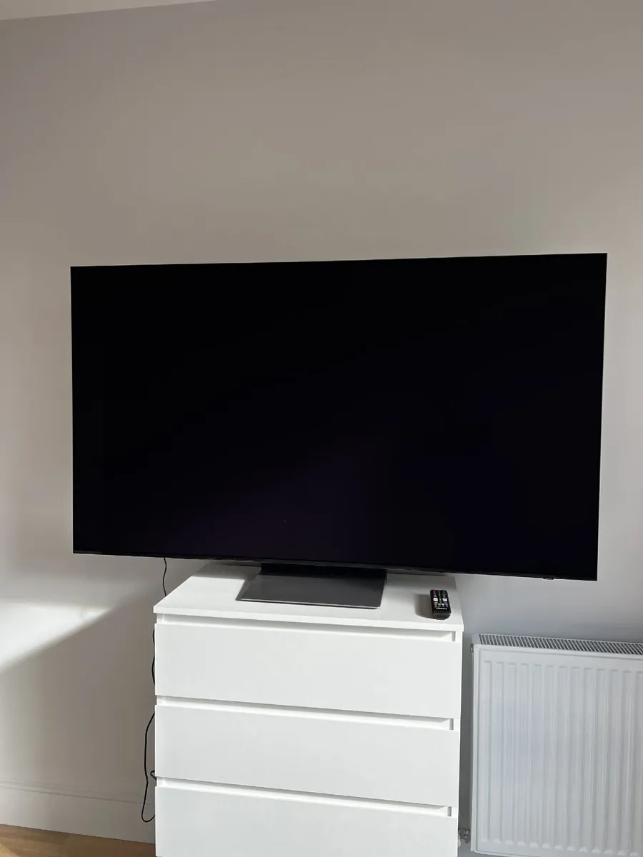 Samsung S90F 65" 4K OLED Smart TV QE65S90 - Image 1