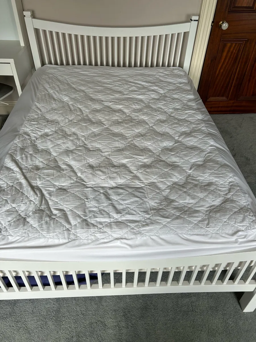 KIds bed & locker - Image 1