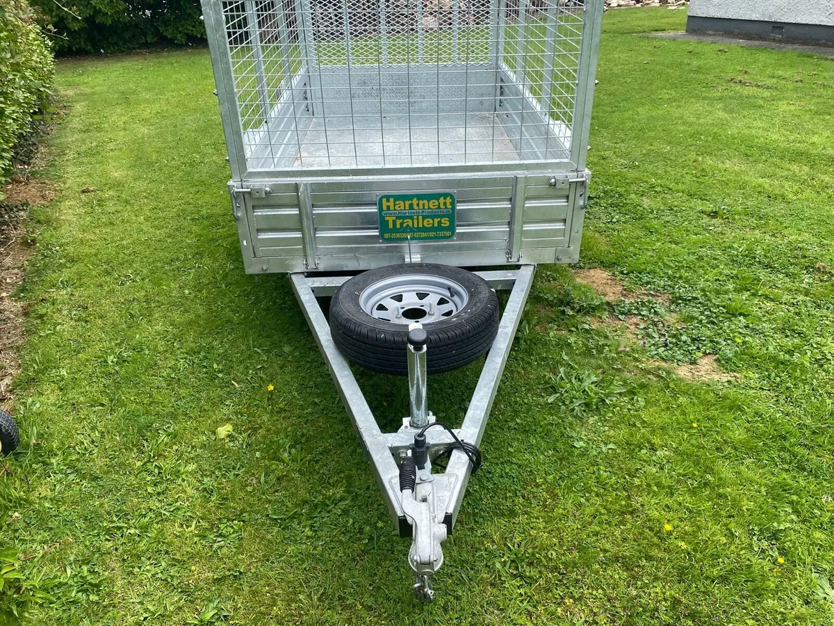 *NEW Trailor - Image 3