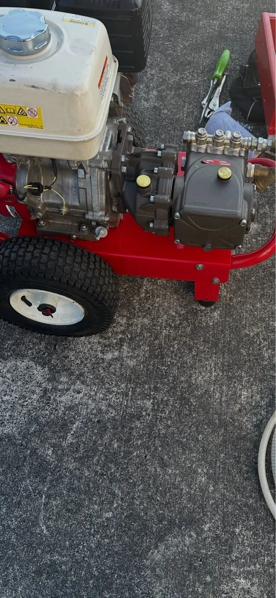 Pressure power washer trolley Honda gx390 gx340 - Image 1