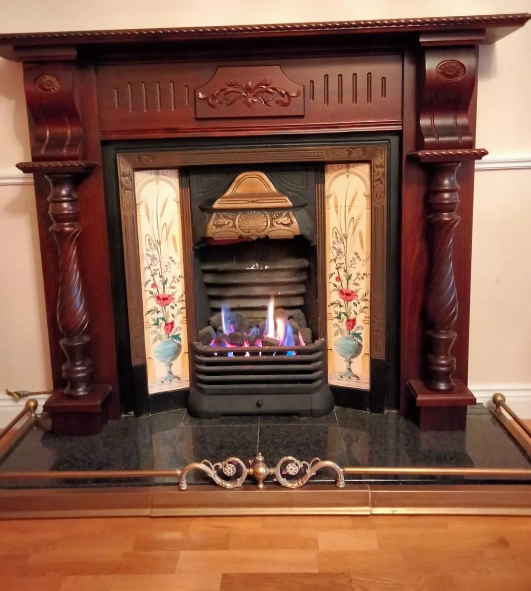 Mahogany fireplace, gas fire, granite hearth - Image 2