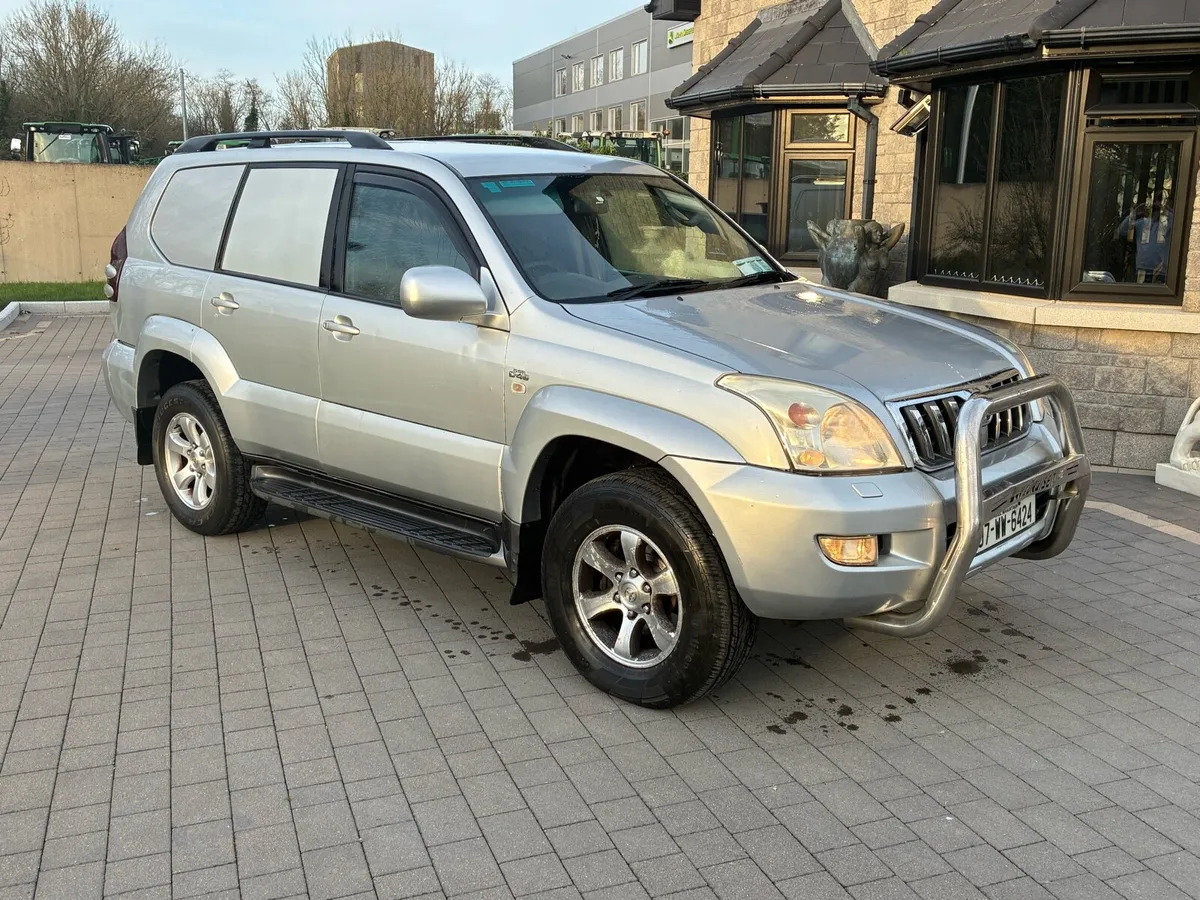 2007 Toyota landcruiser - Image 1