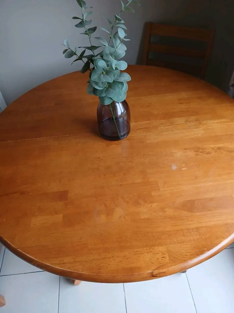 Solid wood extendable table - Image 3