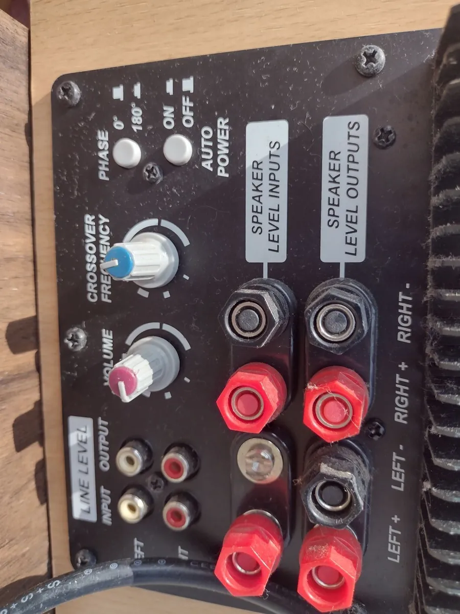 Antique heavy wooden Wharfedale sub-woofer amplifi - Image 3