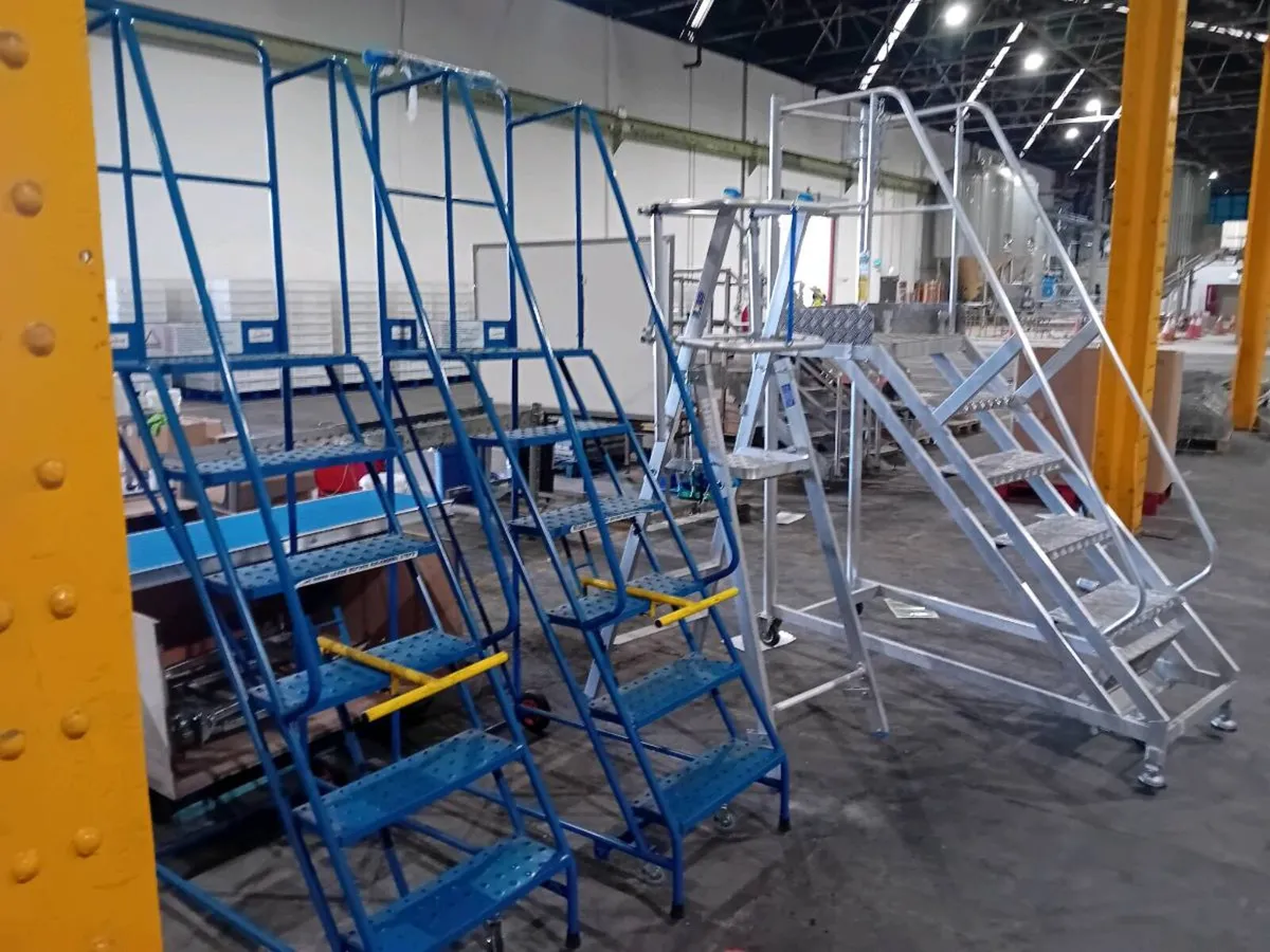 Platform ladders for sale - Image 2