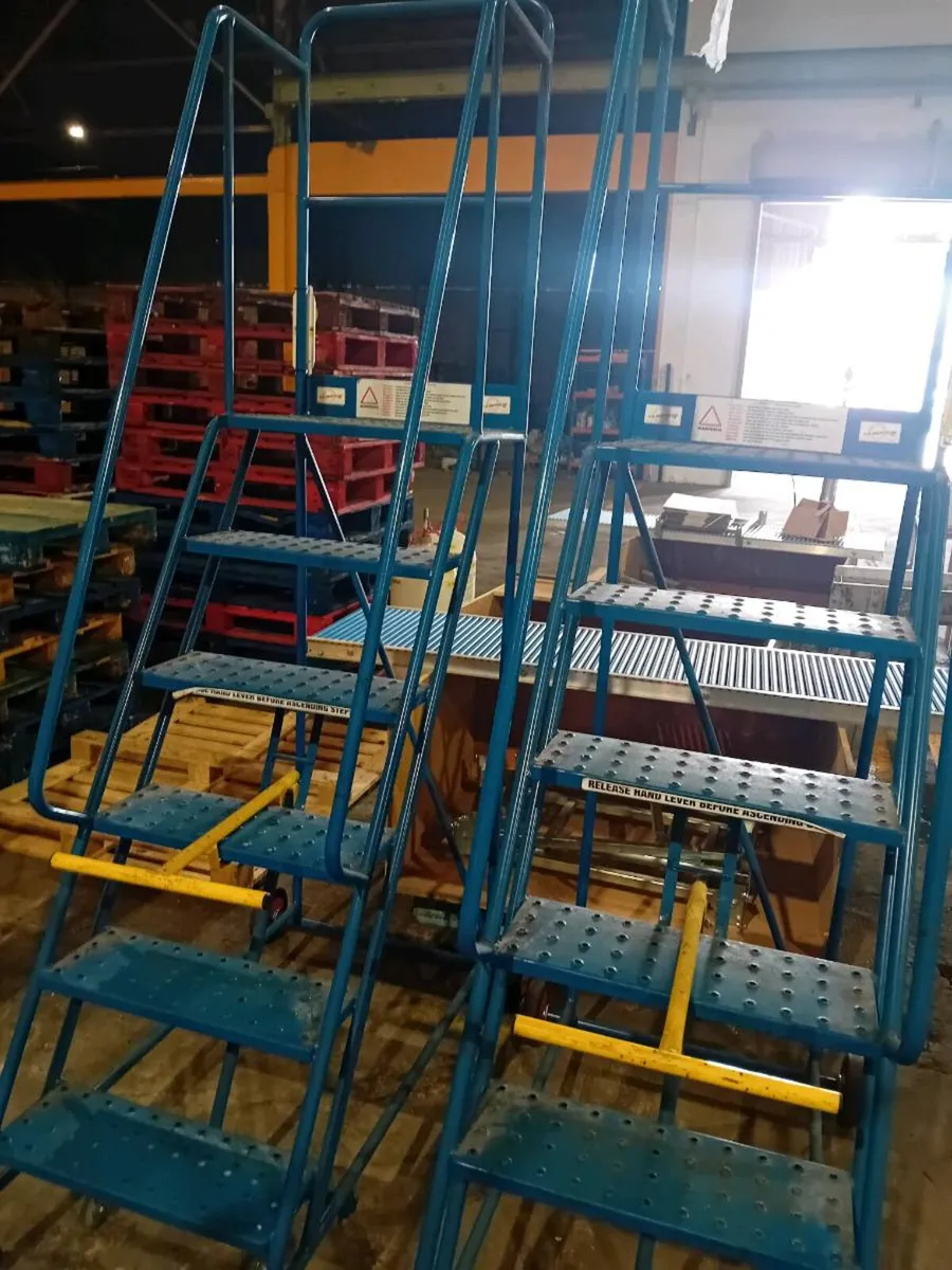 Platform ladders for sale - Image 4