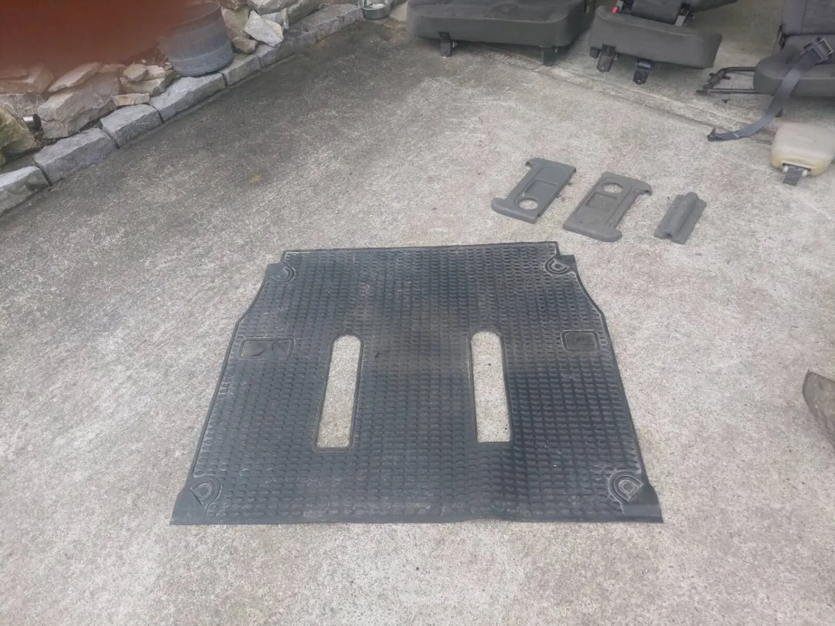 Discovery 2 td5 parts - Image 3