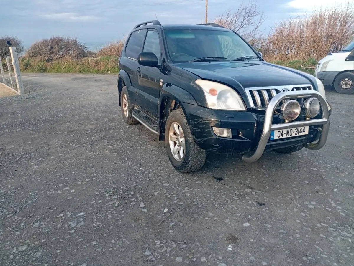 04 Toyota landcruiser - Image 1
