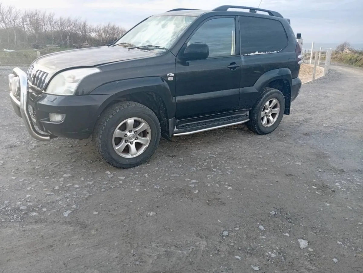 04 Toyota landcruiser - Image 2