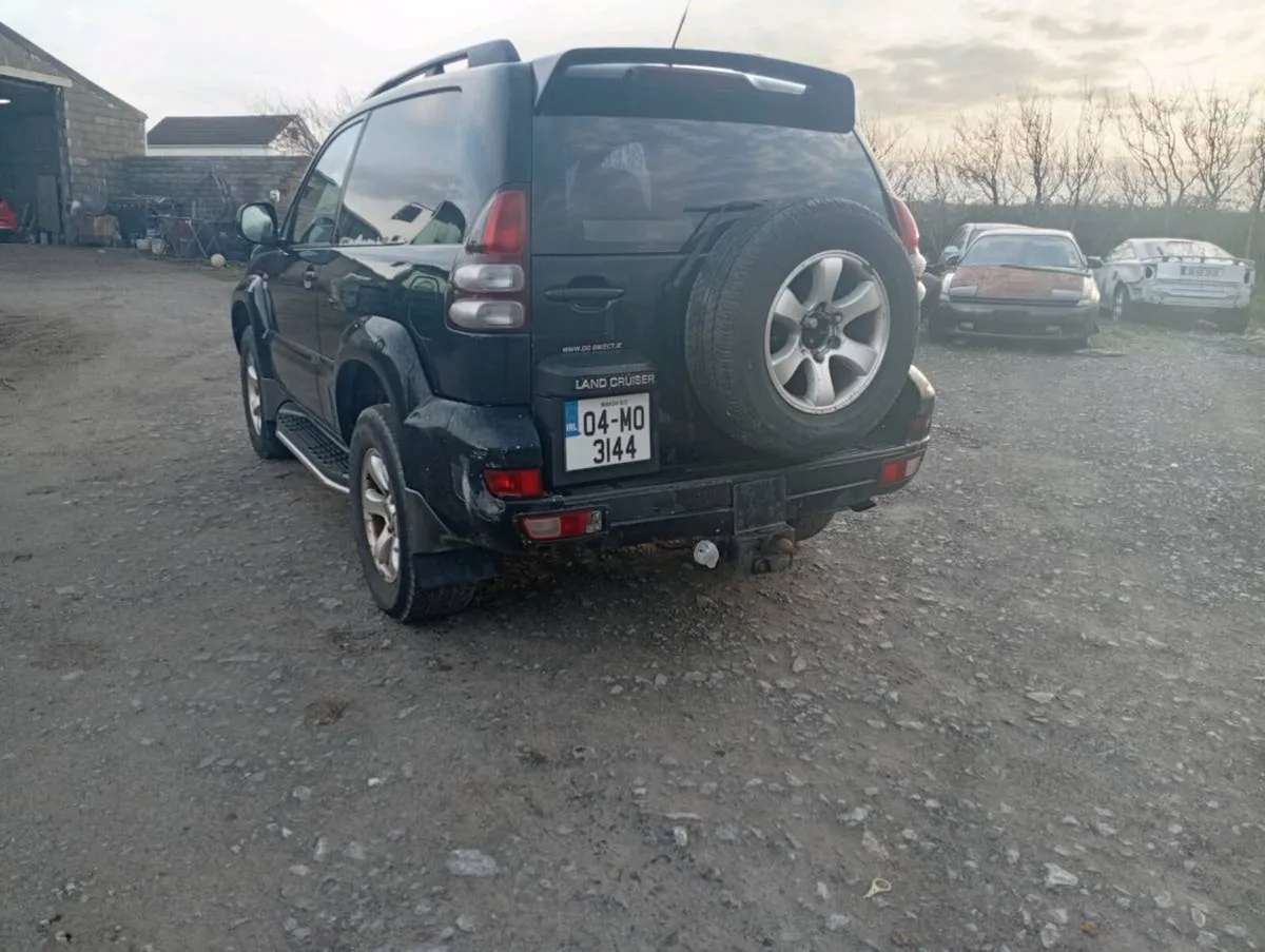 04 Toyota landcruiser - Image 3