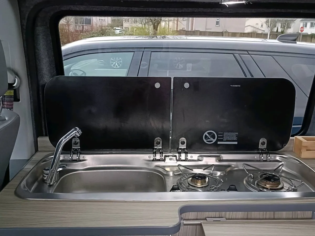 Volkswagen Transporter Camper - Image 4