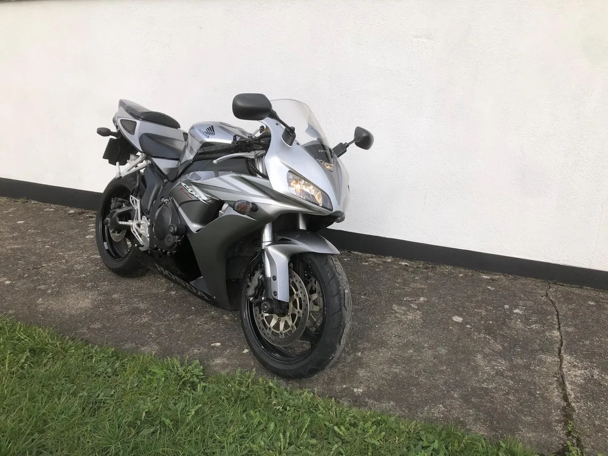 Honda fireblade - Image 3