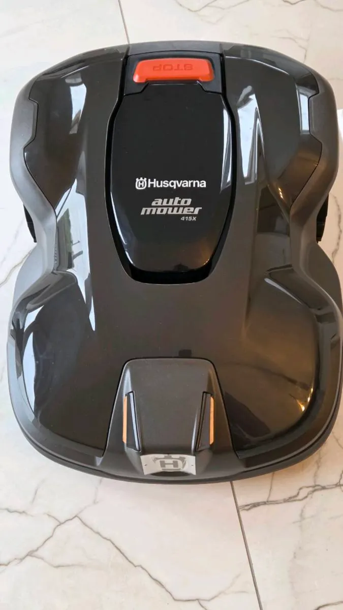 Husqvarna 415x robotic lawn mower - Image 1