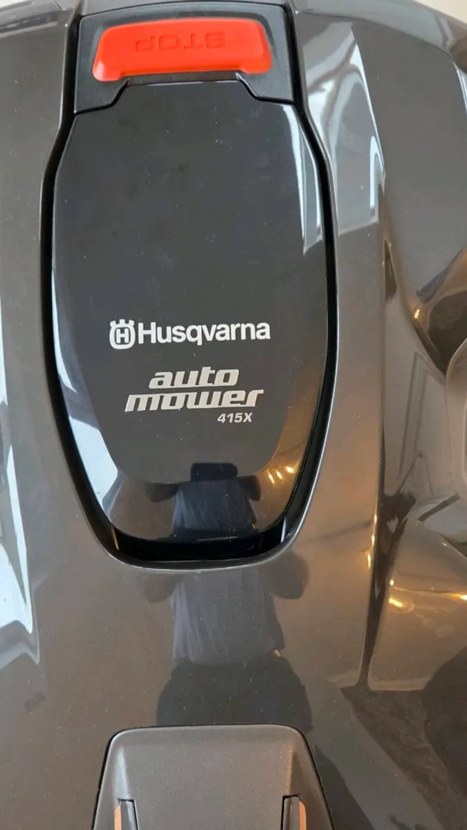 Husqvarna 415x robotic lawn mower - Image 3