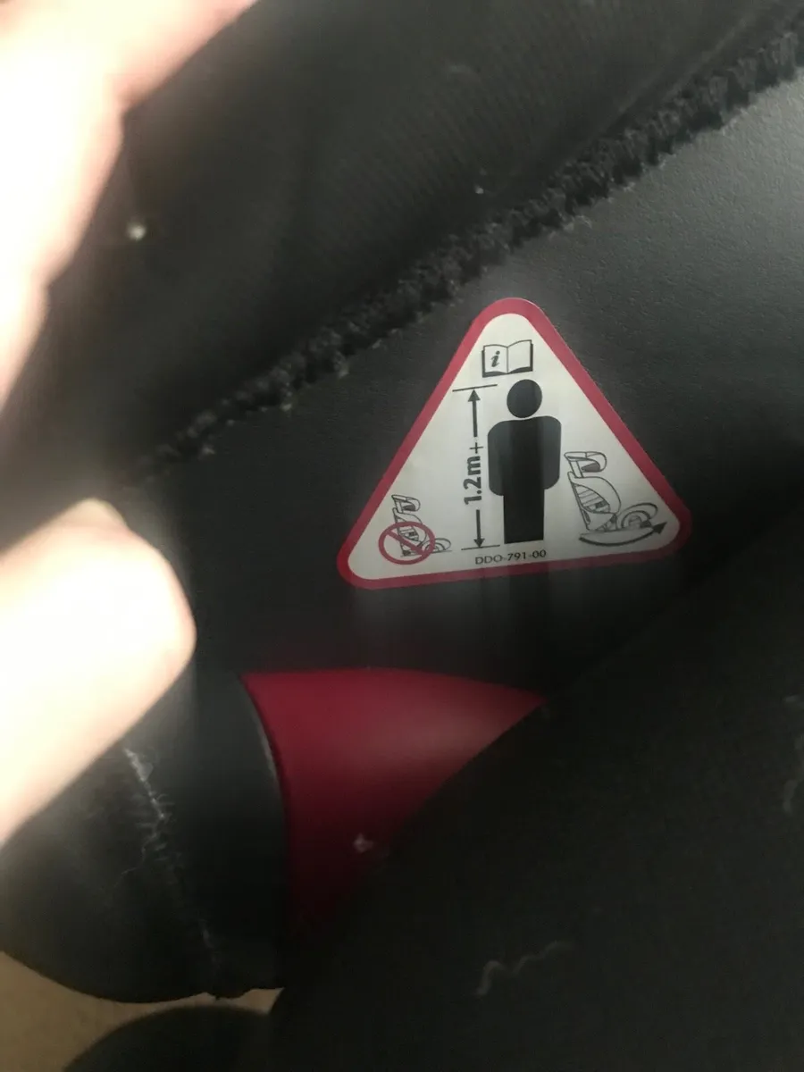 Britax Car seat - Image 4