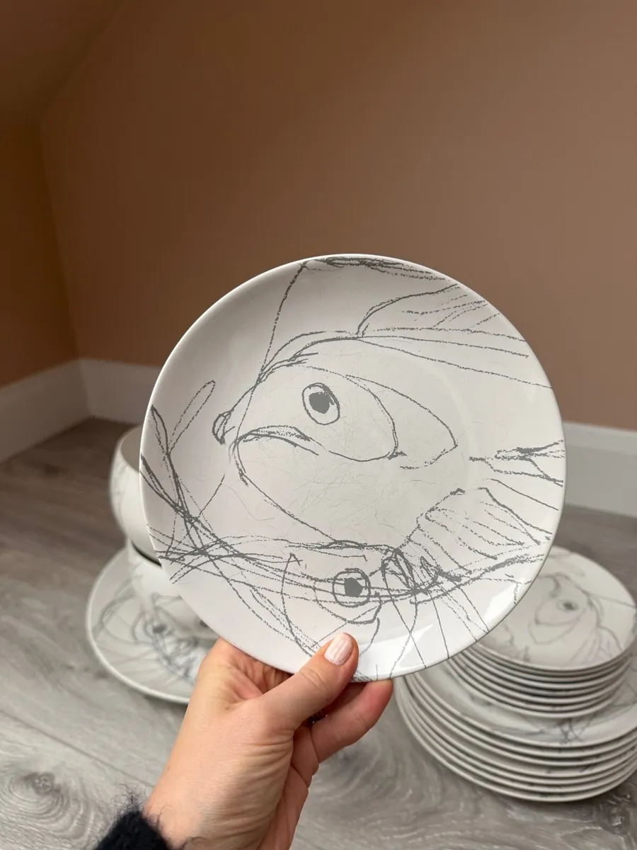 Dinnerware set Meadows & Byrne - Image 3