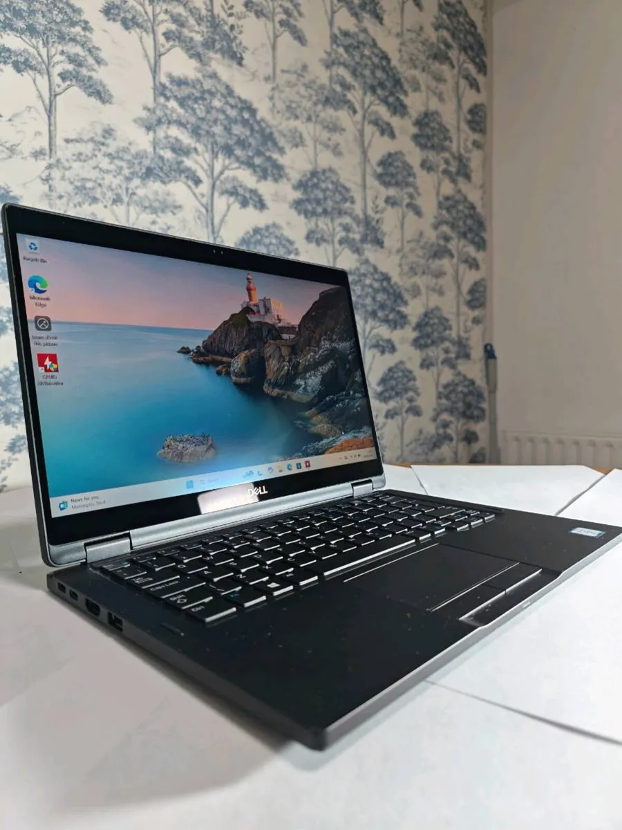 Dell Latitude 7390 2-in-1 i7 / 16GB RAM / Touchscr - Image 2