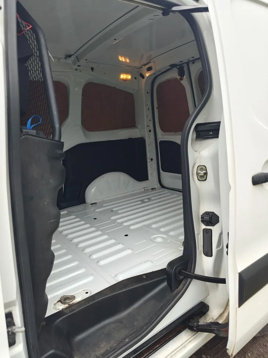 Peugeot Partner 2016 - Image 3