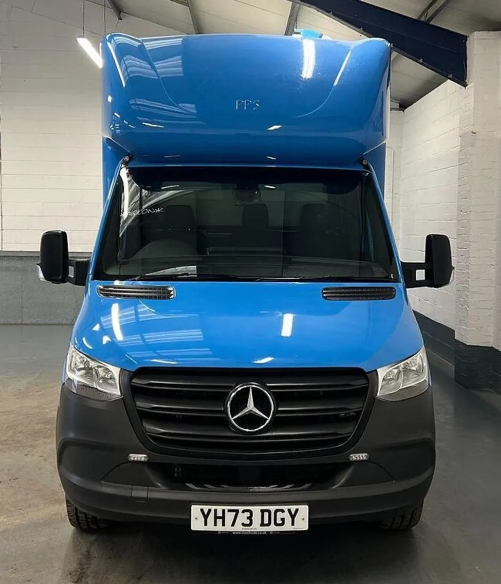 2023 Mercedes-Benz Sprinter Curtain Sider Van - Image 4
