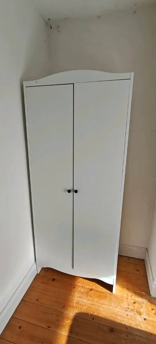 White Wardrobe - Image 3