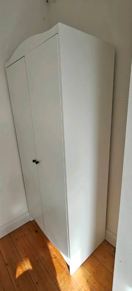 White Wardrobe - Image 4