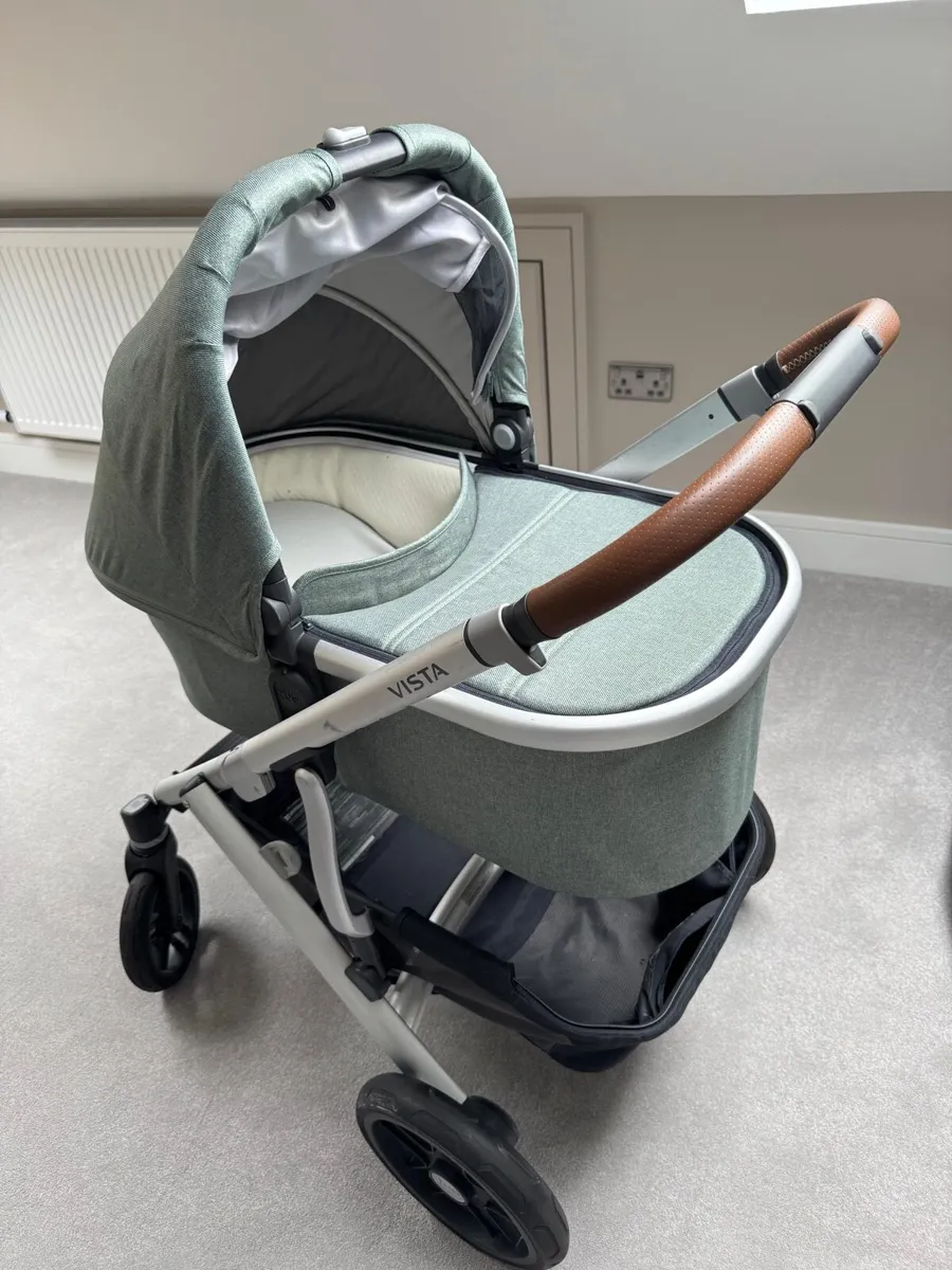 Vista uppa baby V 2 travel system - Image 2