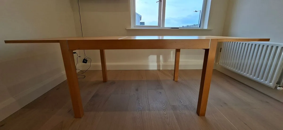 extending dining table and 6 chairs - Image 3