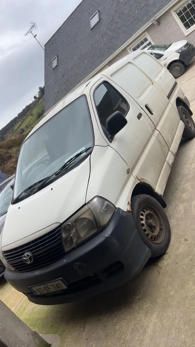 Toyota hiace - Image 3