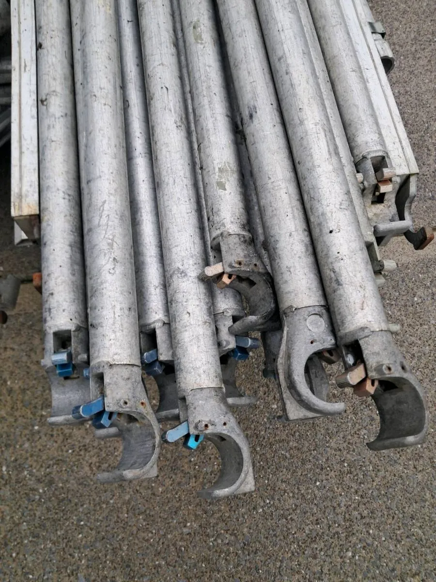 Aluminium tower scaffolding - Image 3