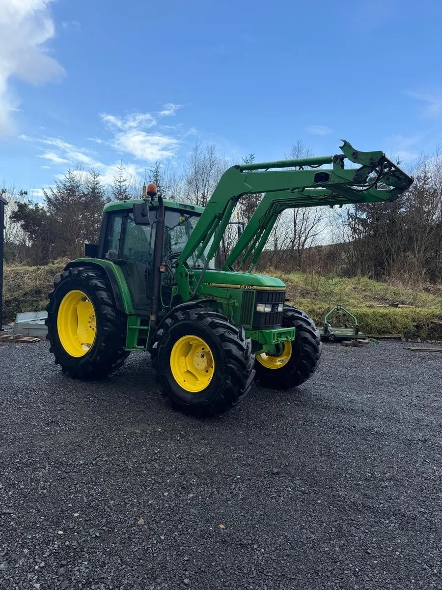 John Deere 6400 - Image 1