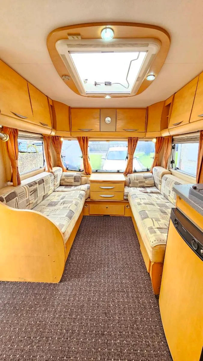 4/5  berth  Caravan  for. sale  21ft  twin axle - Image 3