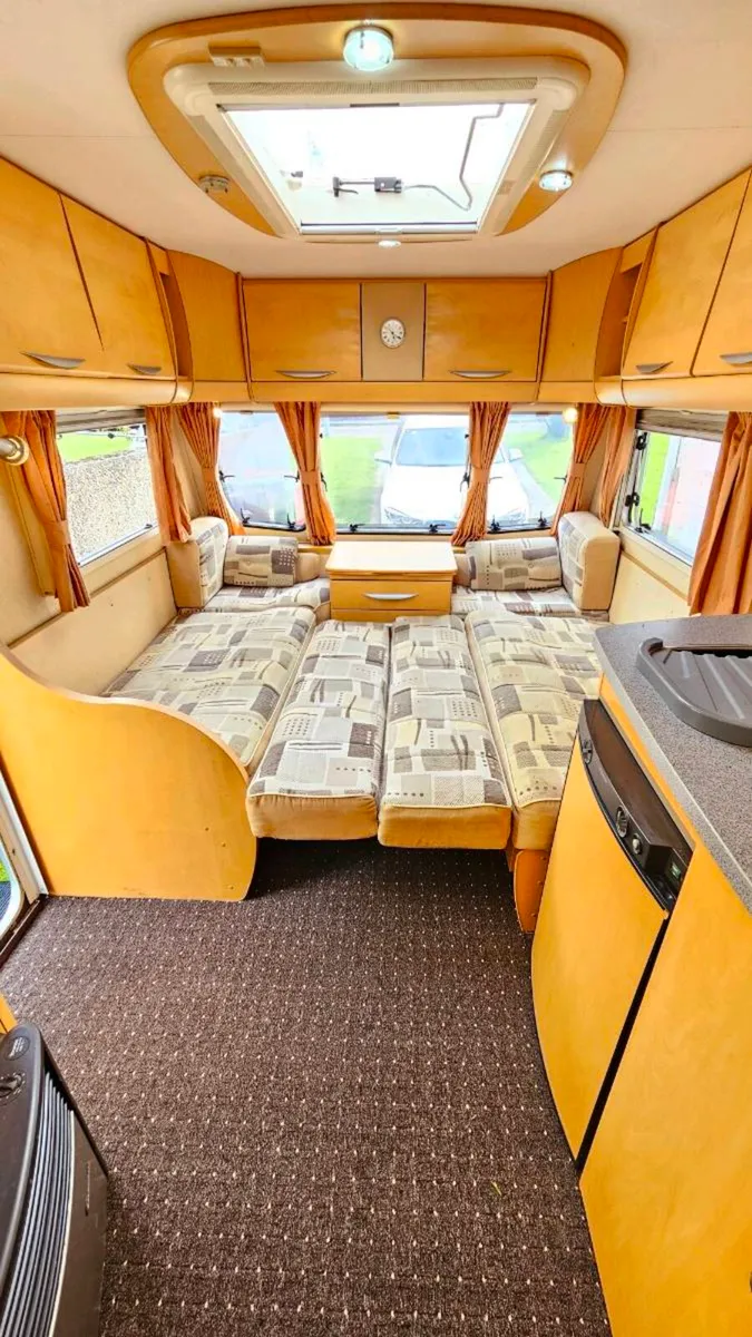 4/5  berth  Caravan  for. sale  21ft  twin axle - Image 4