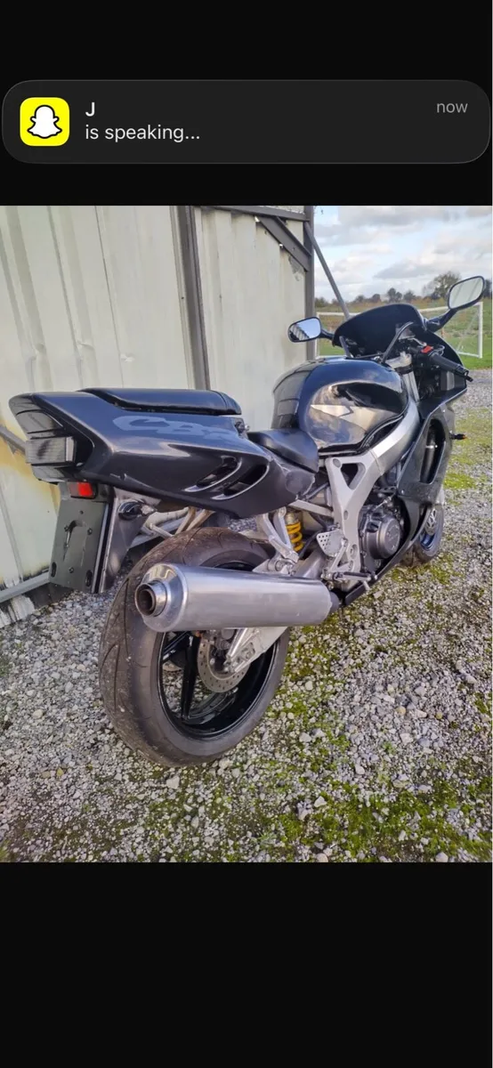 Honda fireblade 1996 sc33 - Image 3