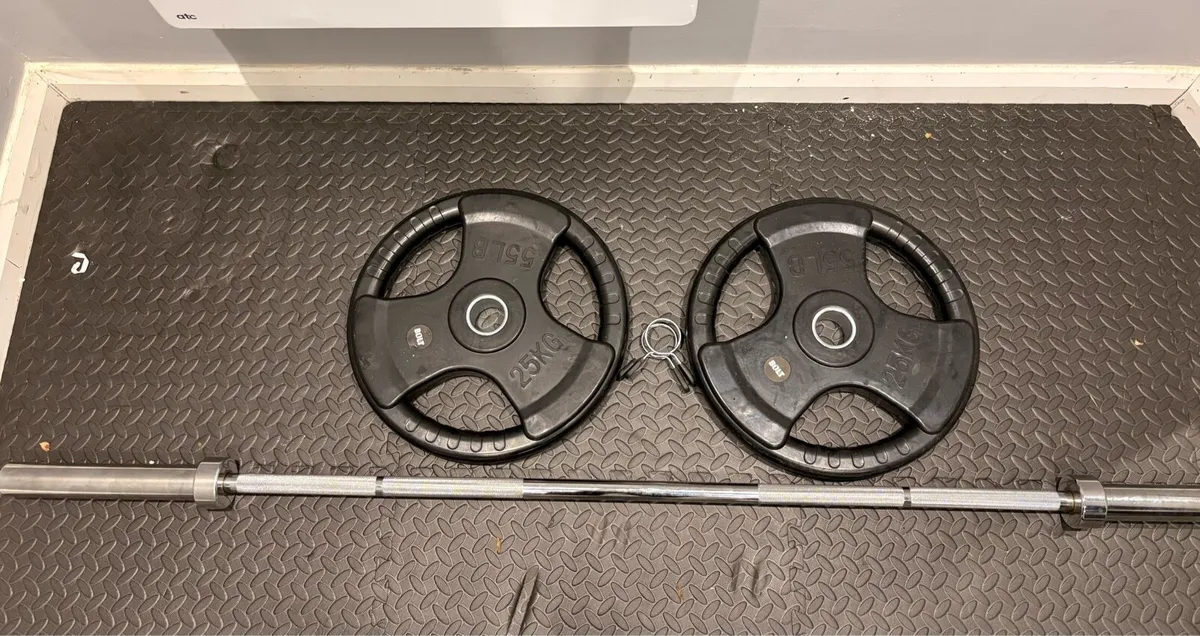 Olympic bar and weights - Image 1