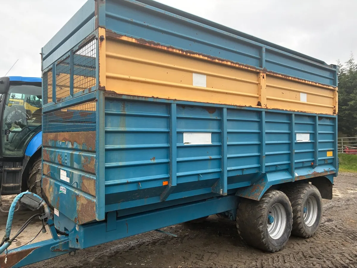 Farm machinery - Image 1