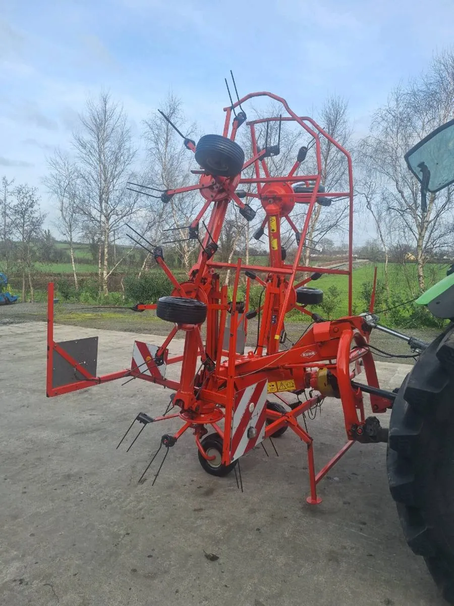 Kuhn GF642 Tedder - Image 4