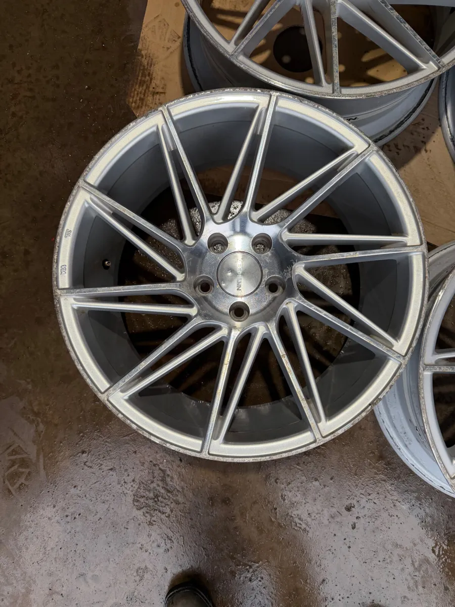 19inch Veeman VFS26 golf Leon caddy alloys - Image 4