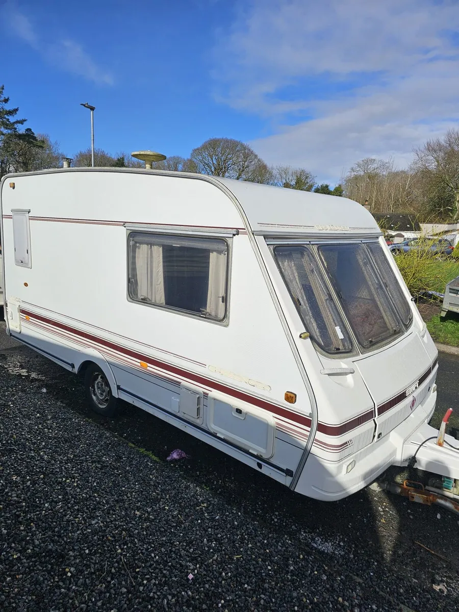 Swift caravan - Image 2