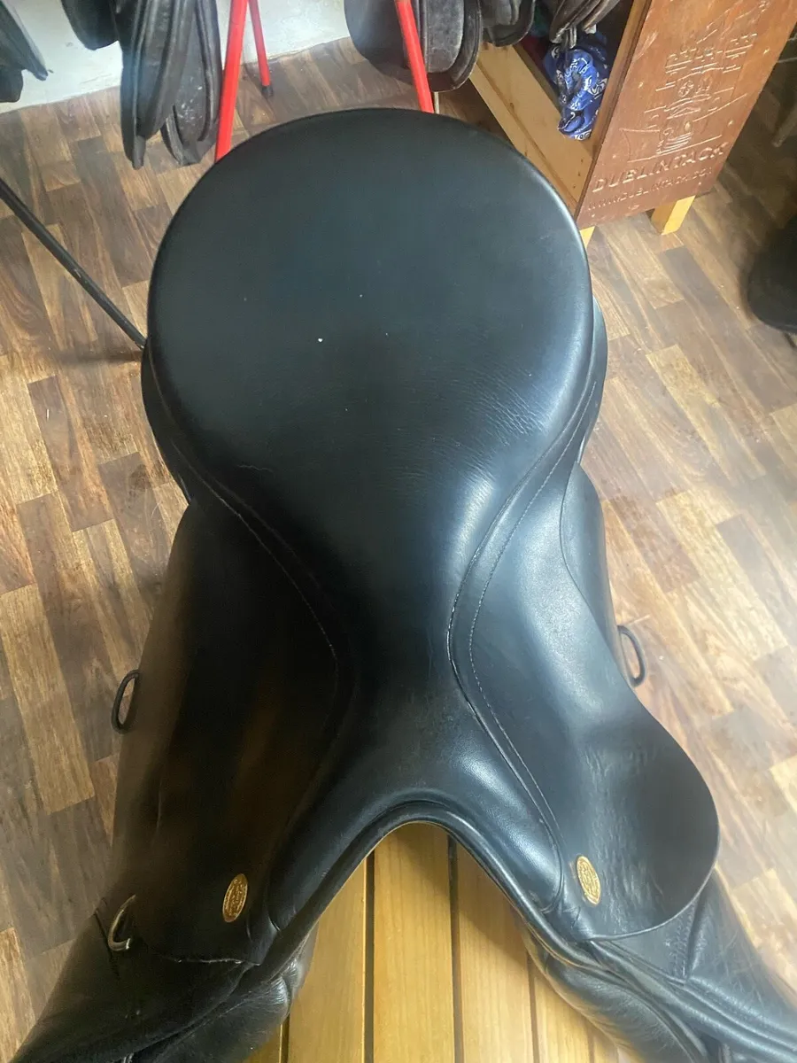 Kent and master 17 Leather adjustable saddle - Image 4