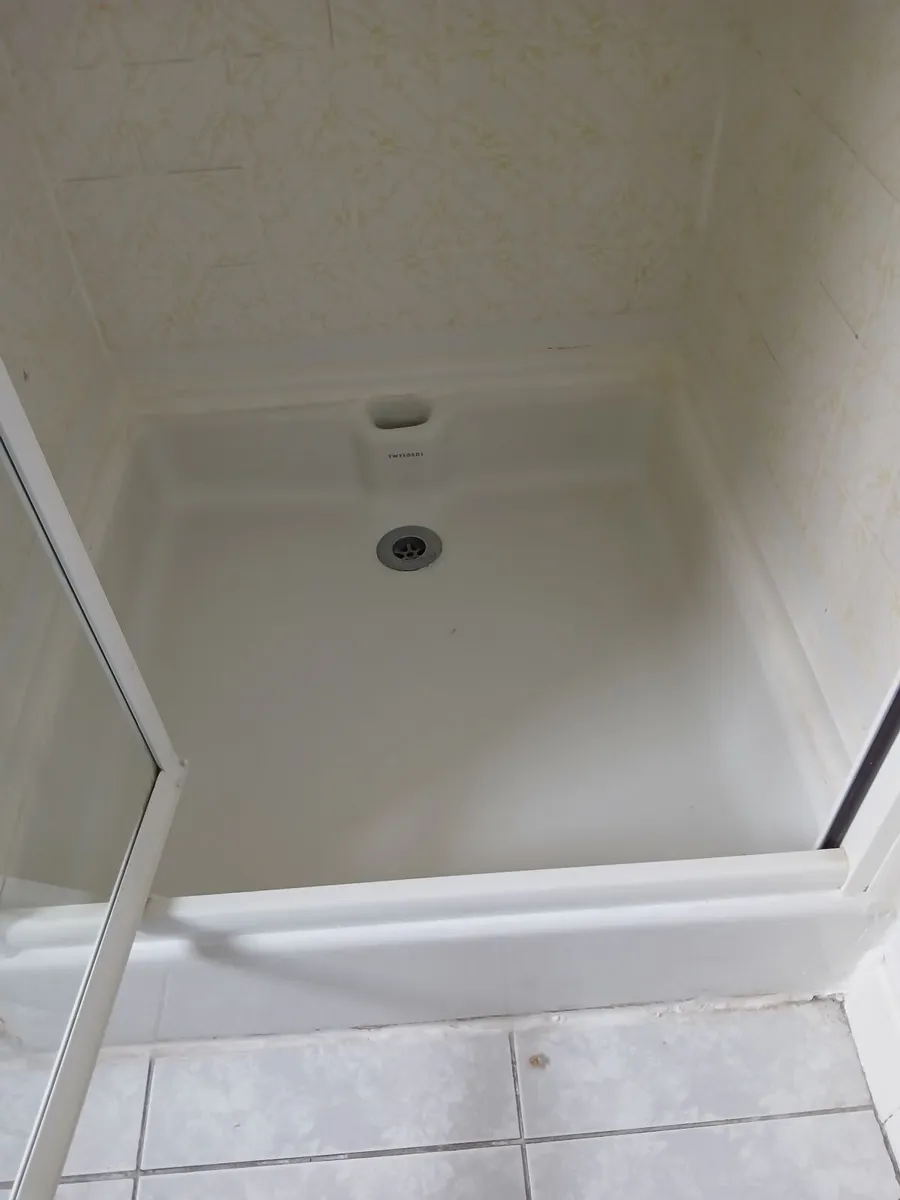 Vintage Twyfords shower tray for sale - Image 1