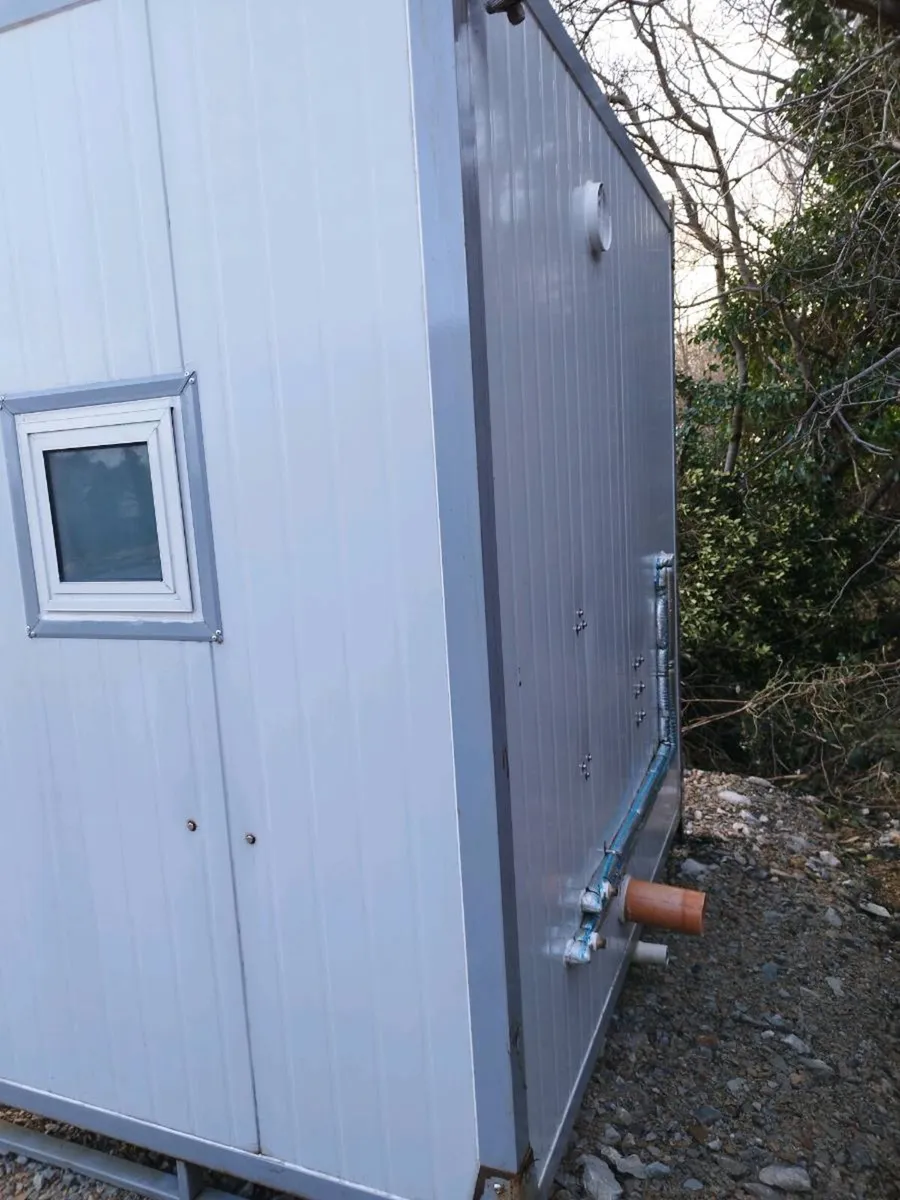 Portable toilet shower unit - Image 4