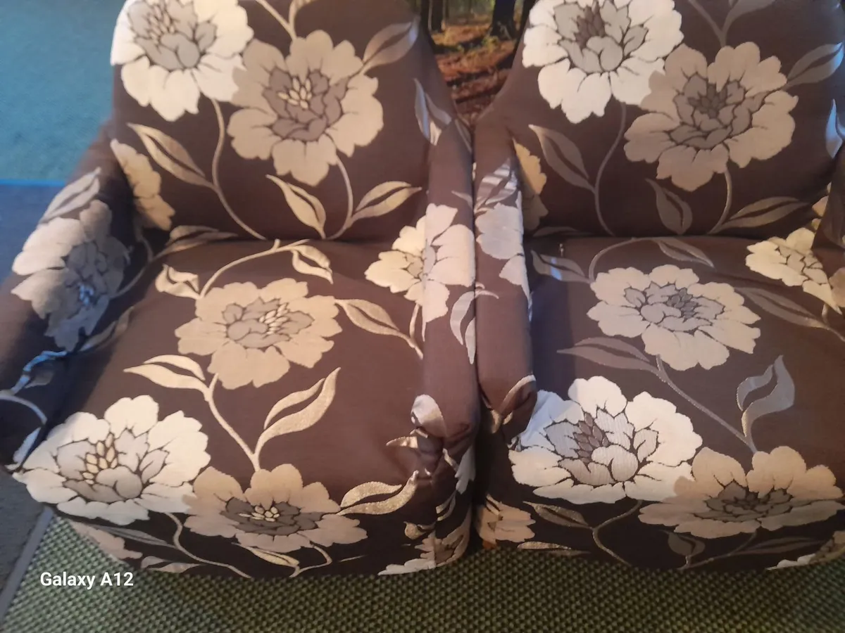 Two armchairs - Image 1