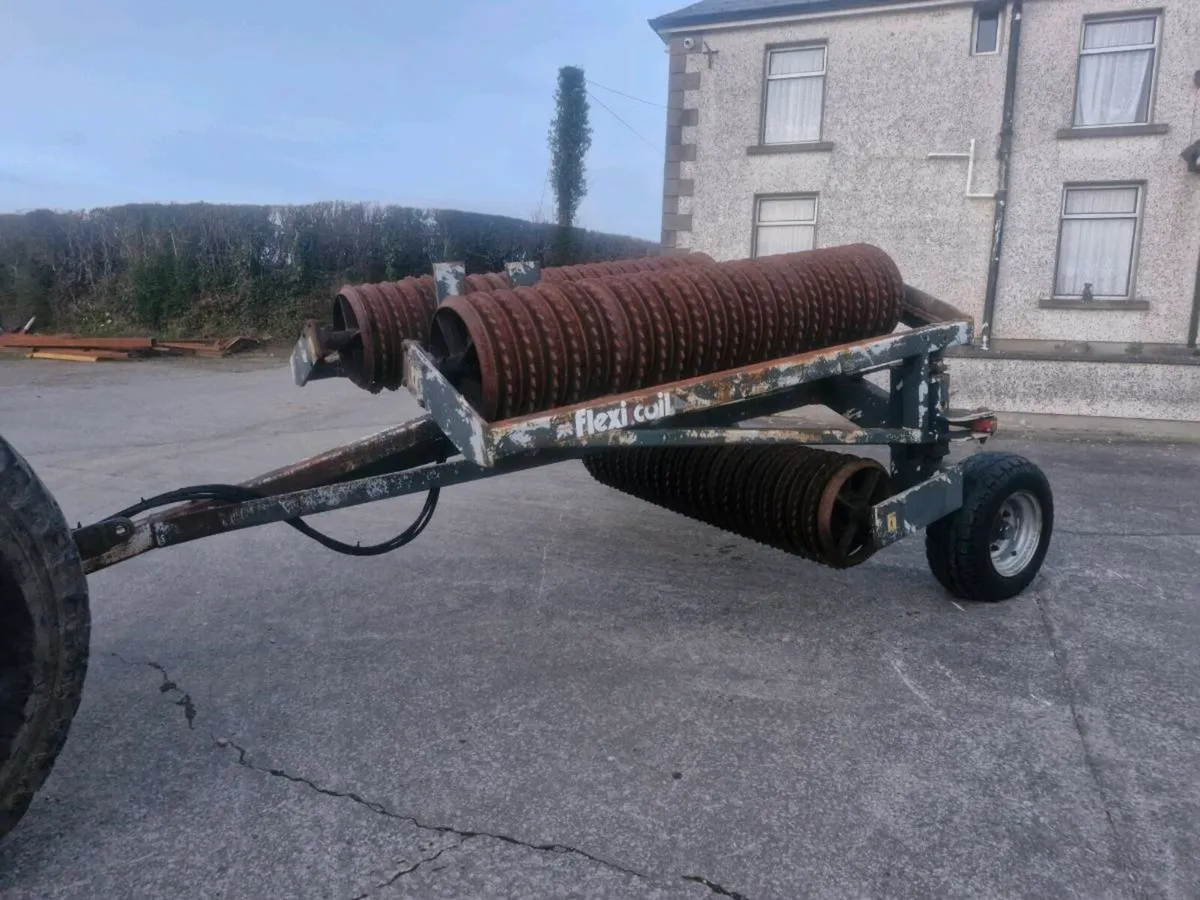 Flexicoil 6 meter ring roller - Image 1