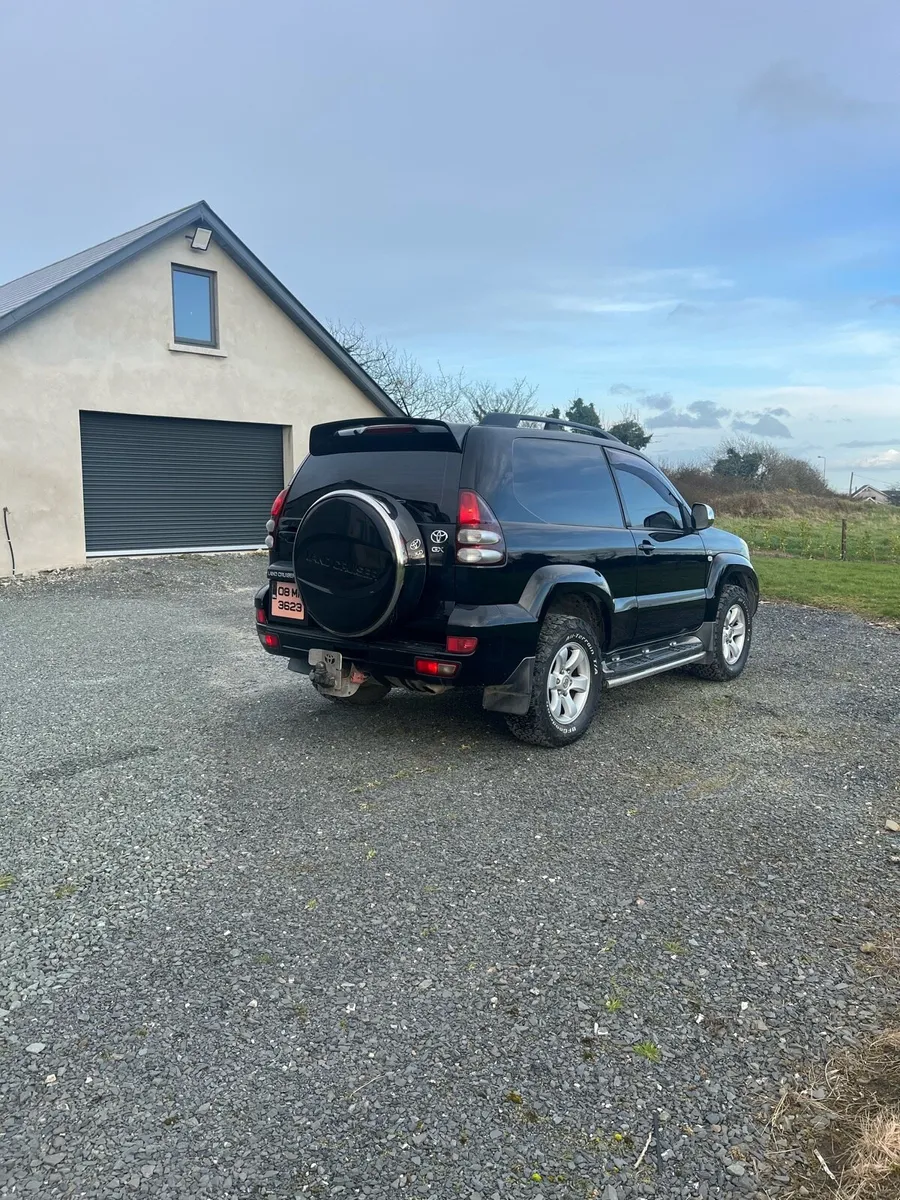 Toyota landcruiser - Image 4