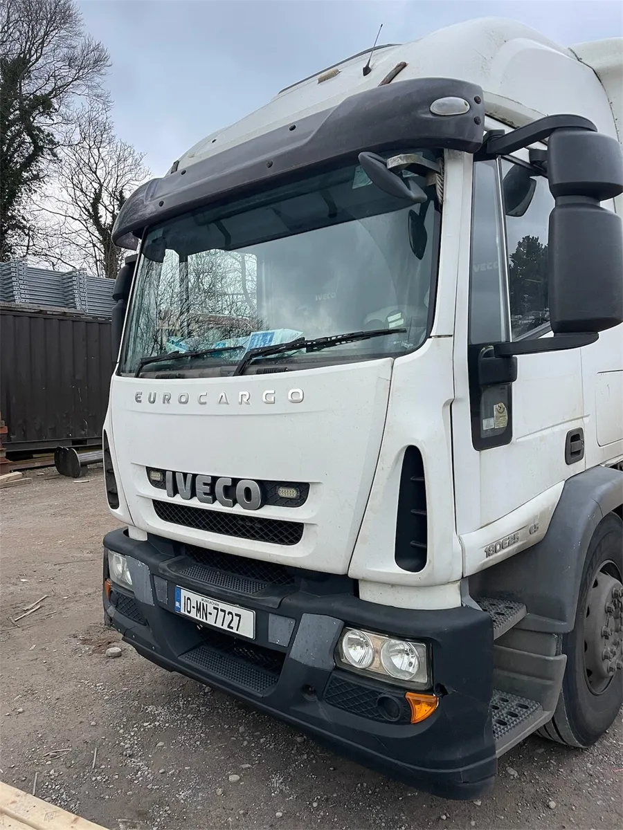 Iveco 14ton Palfinger crane - Image 1