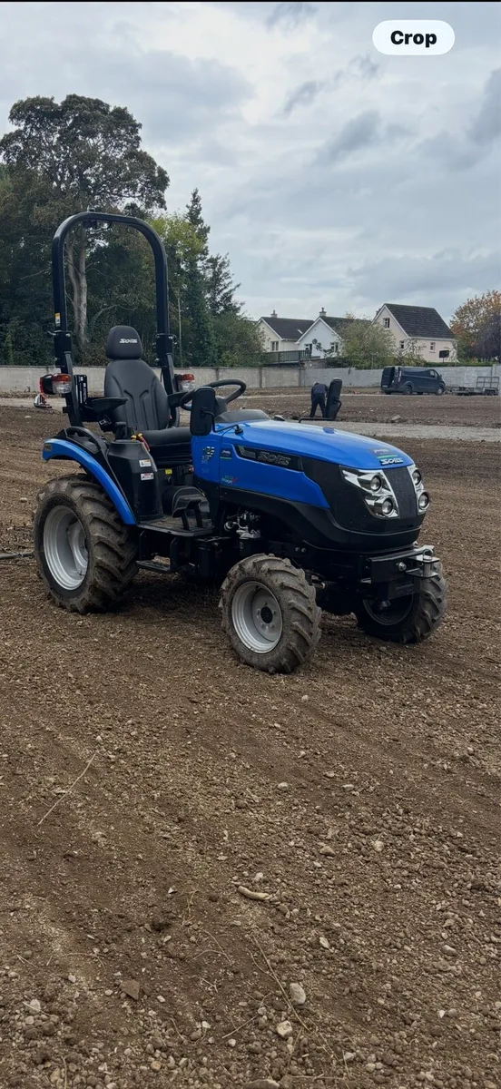 Solis 26 compact tractor - Image 1