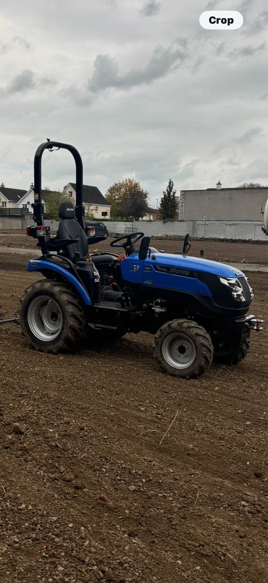 Solis 26 compact tractor - Image 2