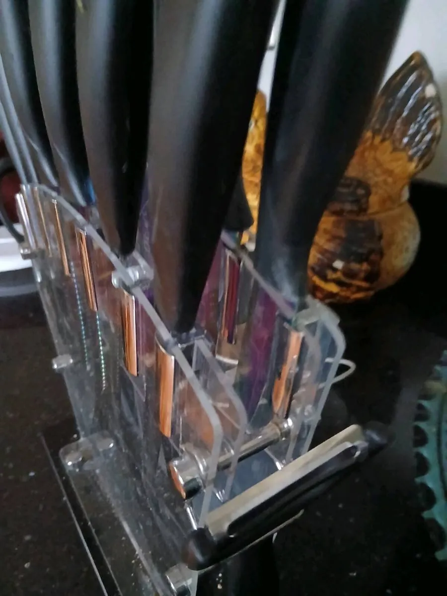 Knife block display - Image 2